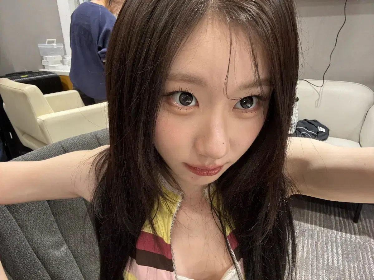 thumbnail-0